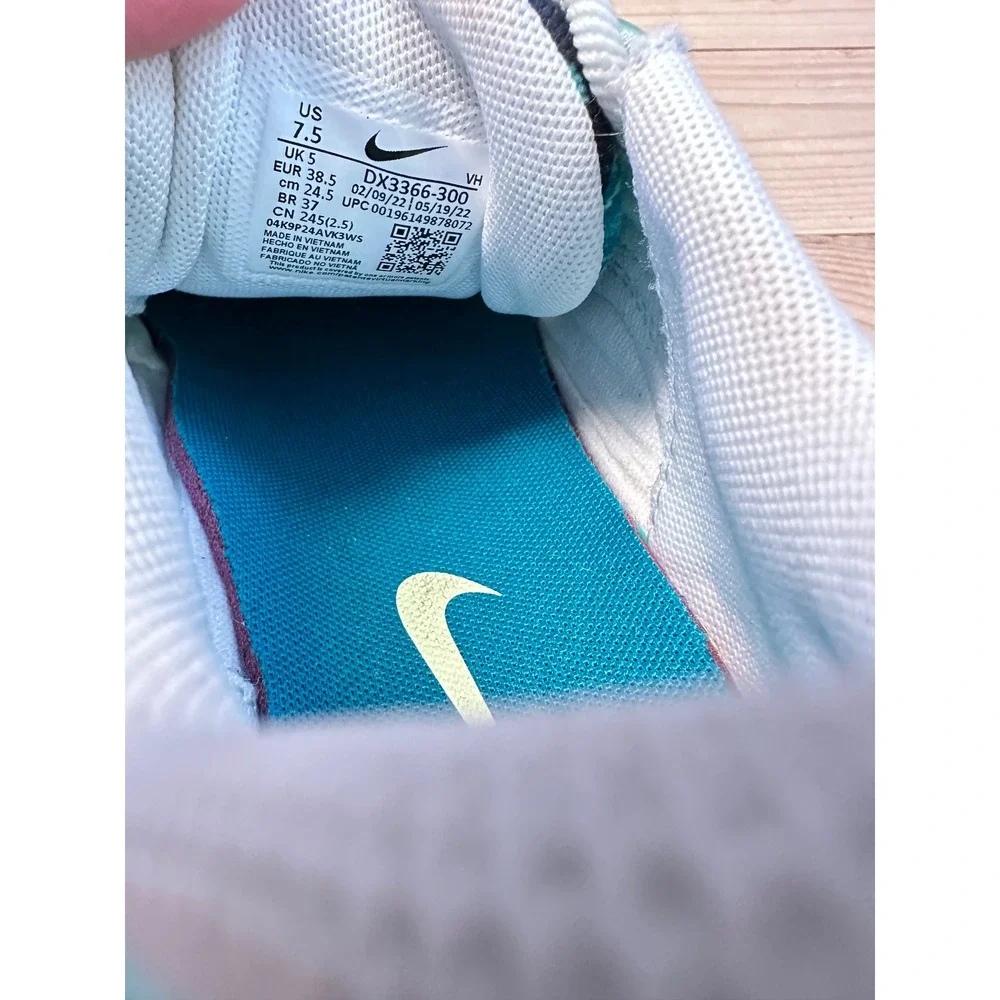 Nike excellent used